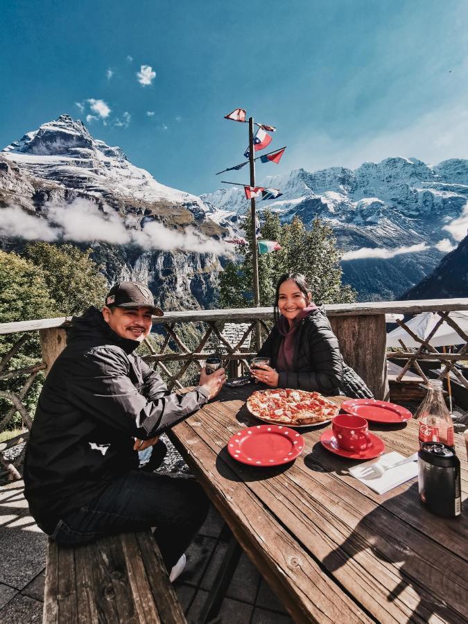 Mountain Hostel Gimmelwald Венген Екстериор снимка